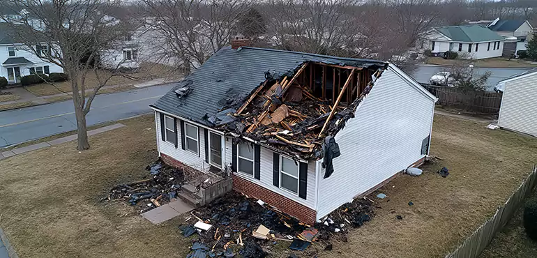 Why Choose Us for Selling Damaged House in Syracuse, NY?
