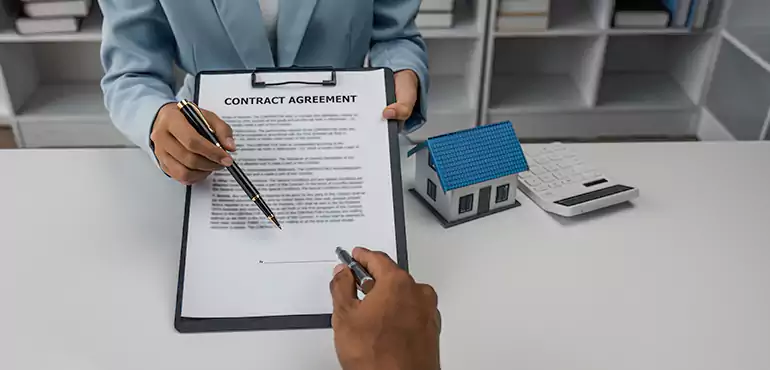 Why Sell Your Wholesale Assignment Contract to Us in Syracuse, NY?